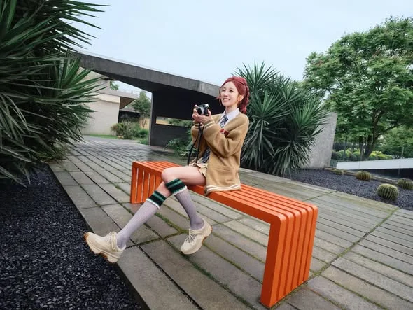 【🩰UGG 全新瑪麗珍運動鞋|品牌代言人 YUQI(宋雨琦)同款登場】 隨心躍動,將芭蕾優雅與戶外機能嘅細節完美融合✨!
