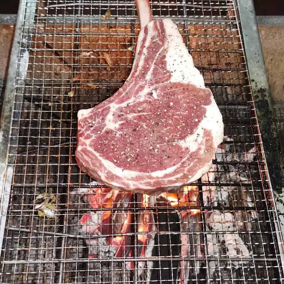 嘉湖吉吉燒 魚塘及環境