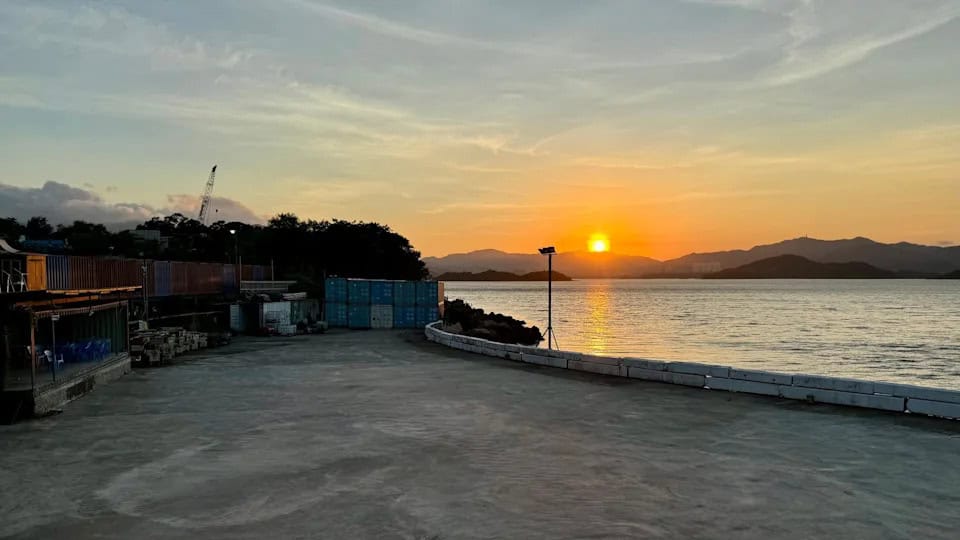 白石燒烤 海邊位置