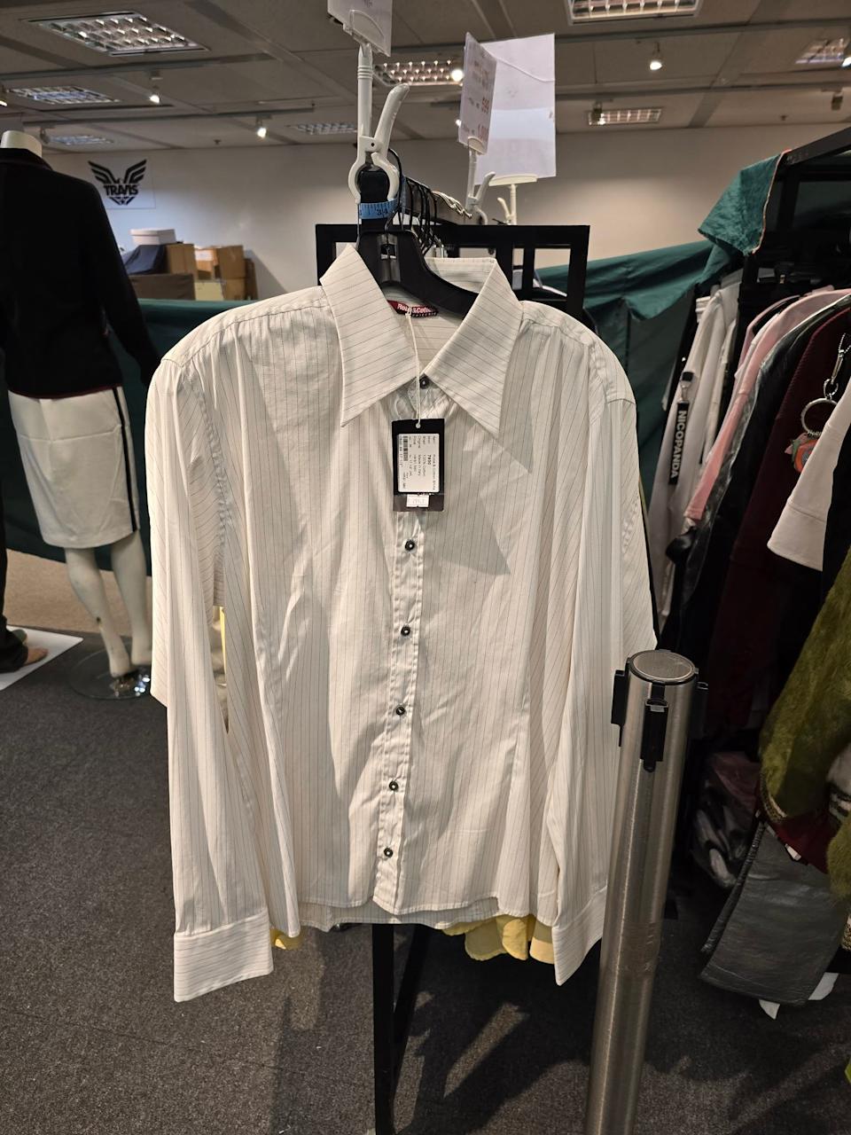 Harbour City Bazaar 純棉長袖恤衫優惠貨架