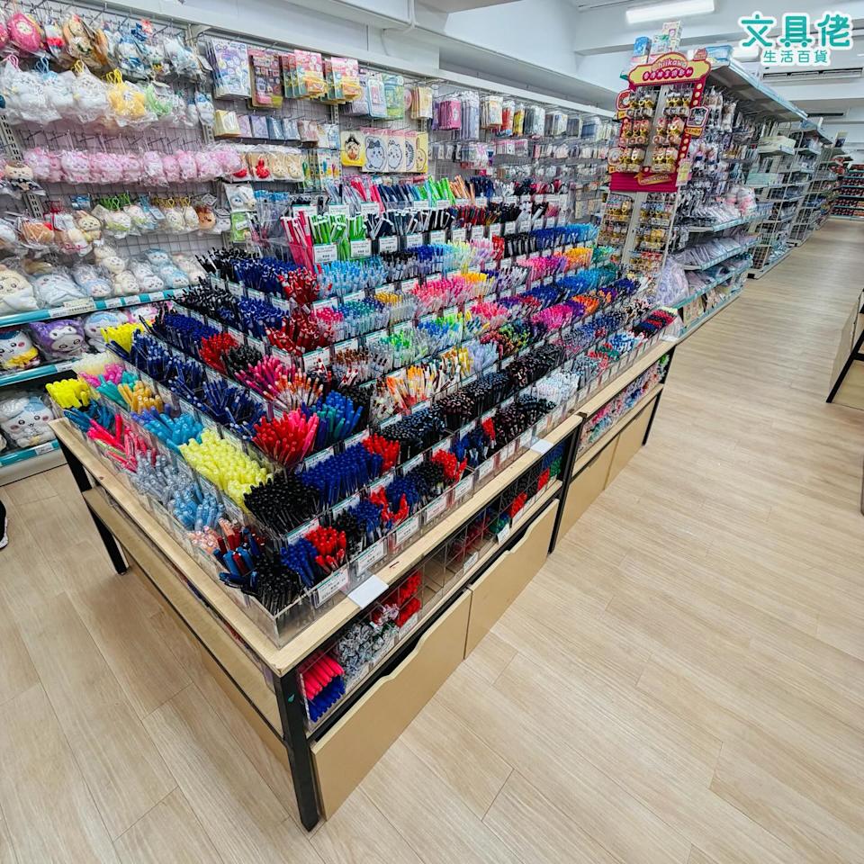 文具佬中環店零食飲品區