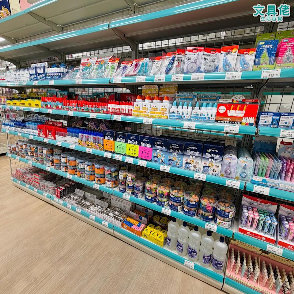 文具佬中環店貨架近照