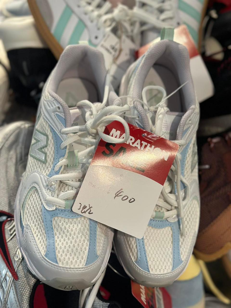 折扣波鞋及運動鞋區域