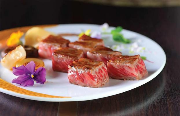 尖沙咀270度維港海景鐵板燒 品嚐大蝦帆立貝與Omakase壽司套餐